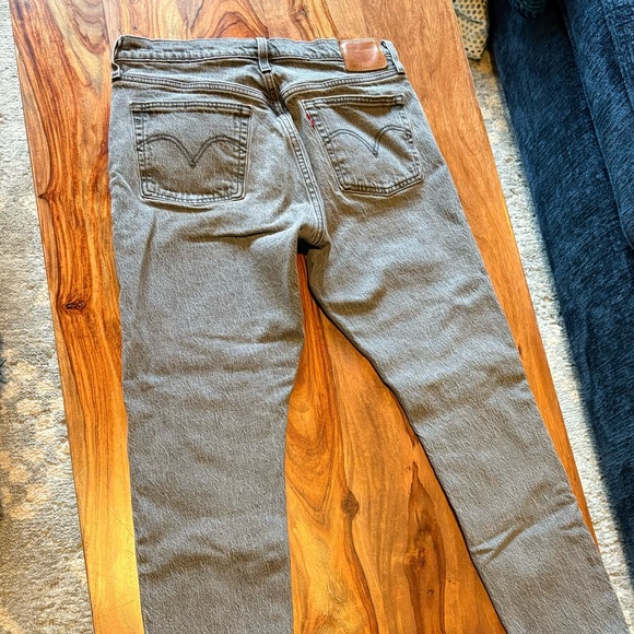 EUC Levi’s 501 Skinny Jeans - Picture 7 of 13